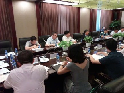  長春市深化智慧城市、醫(yī)養(yǎng)結合色小鎮(zhèn)、觀光城鎮(zhèn)開發(fā)等項目合作交流會現(xiàn)場